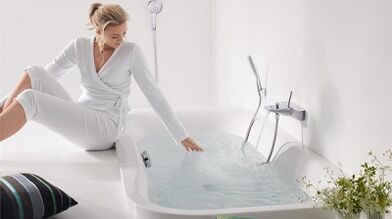 Treatment bath for osteochondrosis