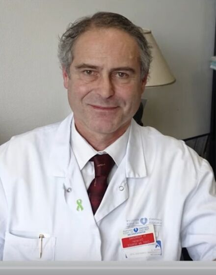 Doctor Orthopedist Daniel Cooney